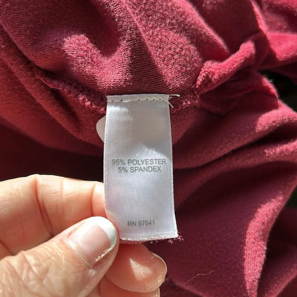 J Jill Pure Jill v neck velour tunic. Soft and stretchy! Beautiful maroon color - Picture 8 of 10